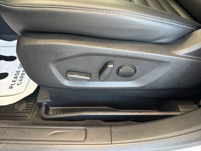 Certified 2022 Ford Edge SEL w/ Convenience Package AWD/4WD image 17