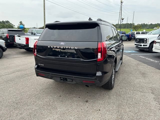 Certified 2025 Ford Expedition Active AWD/4WD image 34
