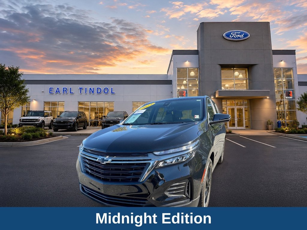 Used 2024 Chevrolet Equinox LS w/ Midnight Edition FWD image 3