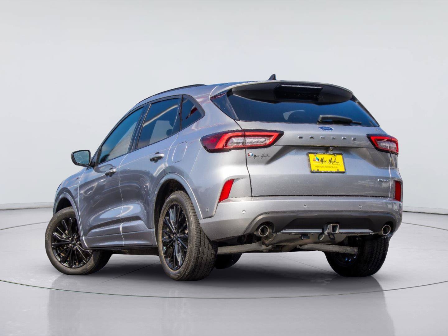 Certified 2024 Ford Escape ST-Line Elite w/ Premium Technology Package AWD/4WD image 3