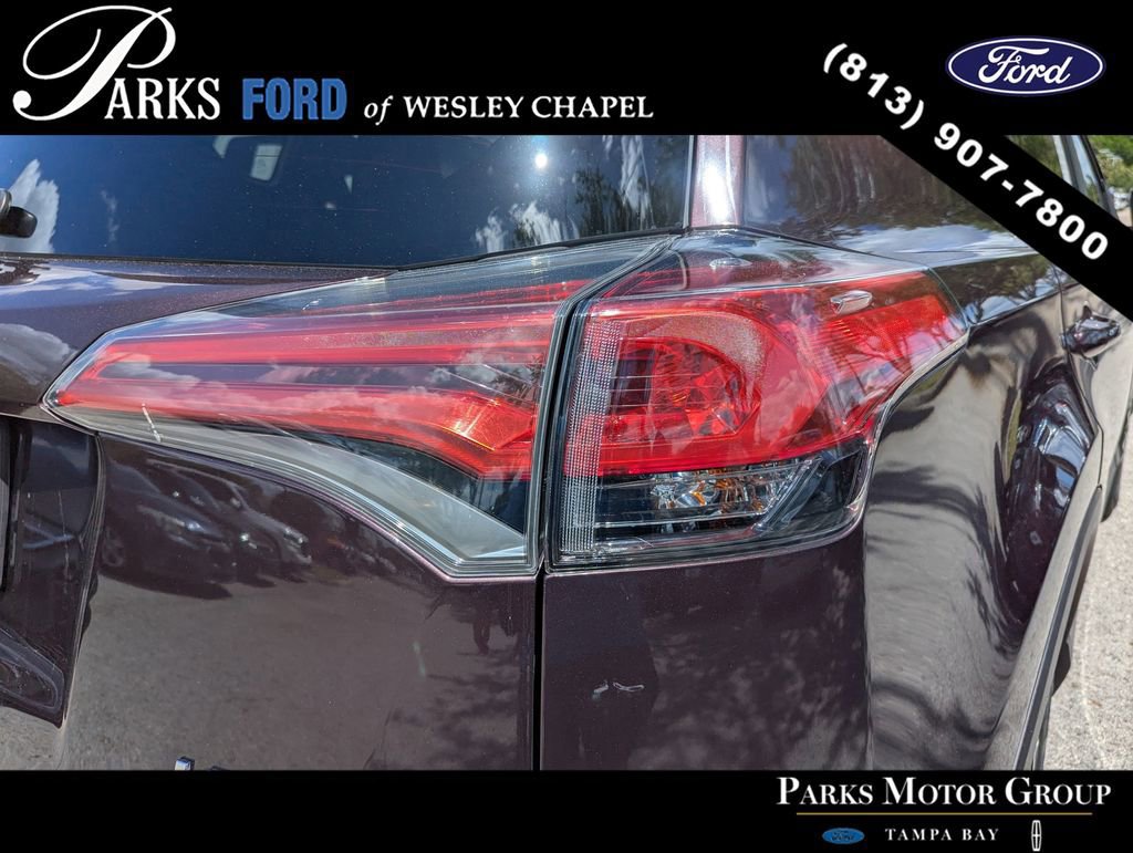 Used 2017 Toyota RAV4 LE image 7