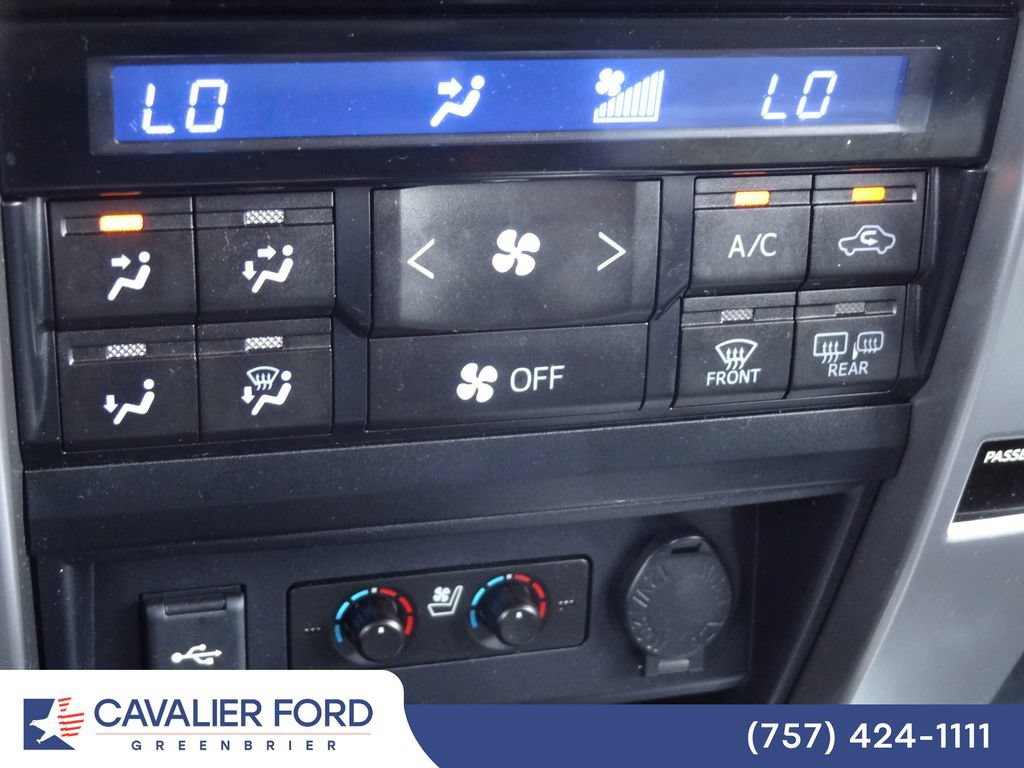 Used 2023 Toyota 4Runner Limited AWD/4WD image 32