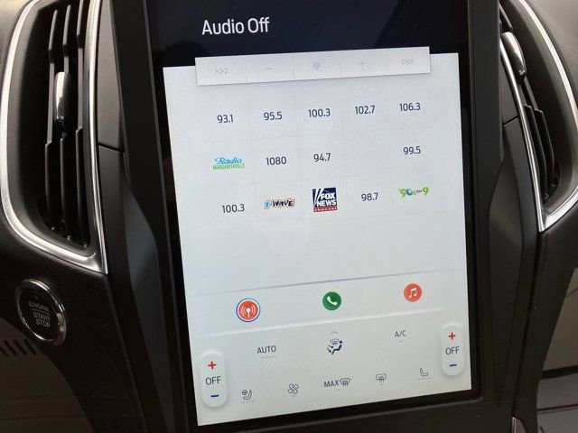 Certified 2024 Ford Edge Titanium image 34