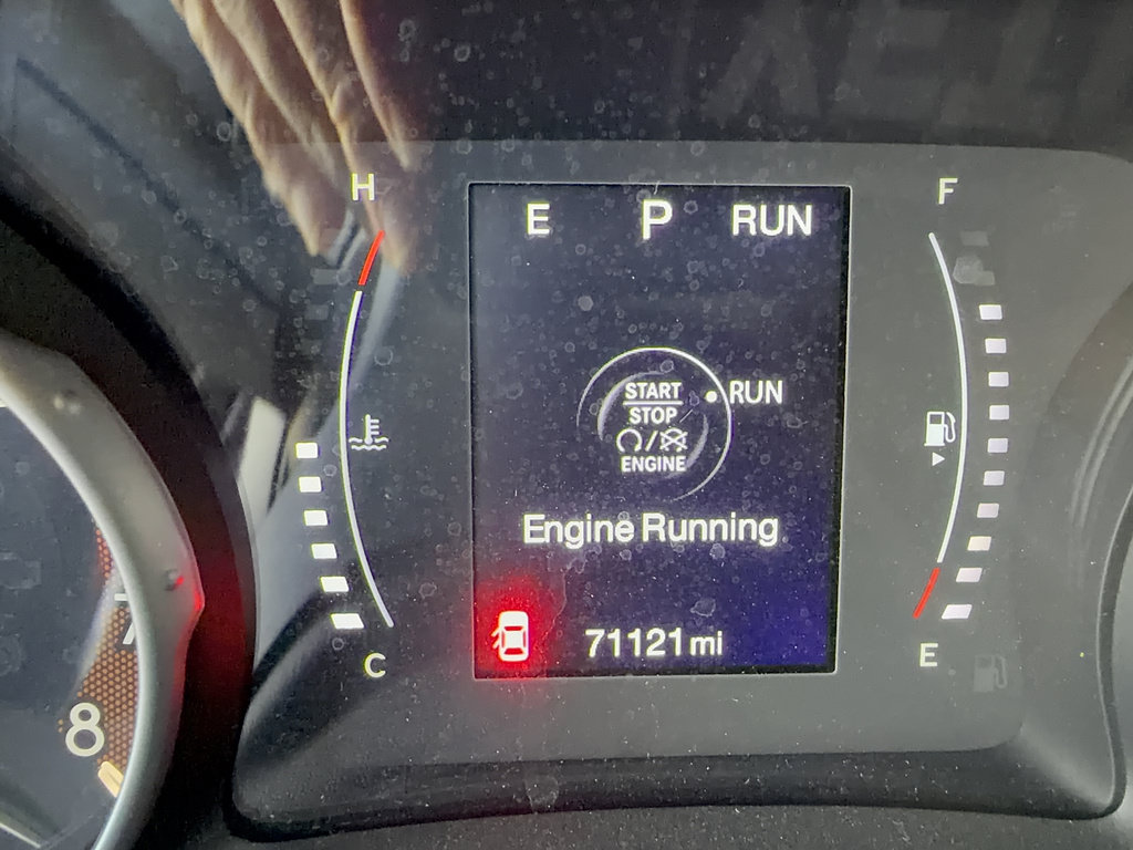 Used 2018 Jeep Compass Latitude FWD image 17
