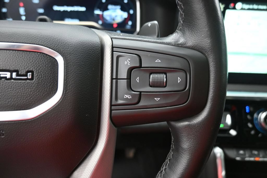 Used 2025 GMC Sierra 1500 Denali AWD/4WD image 7