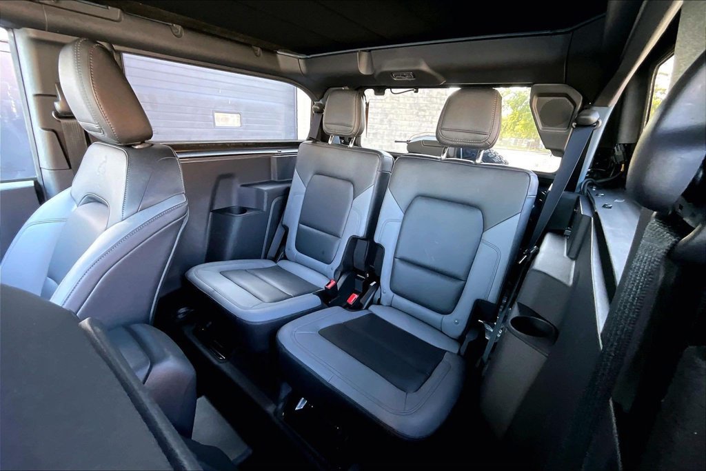 Certified 2023 Ford Bronco Big Bend w/ Sasquatch Package AWD/4WD image 24