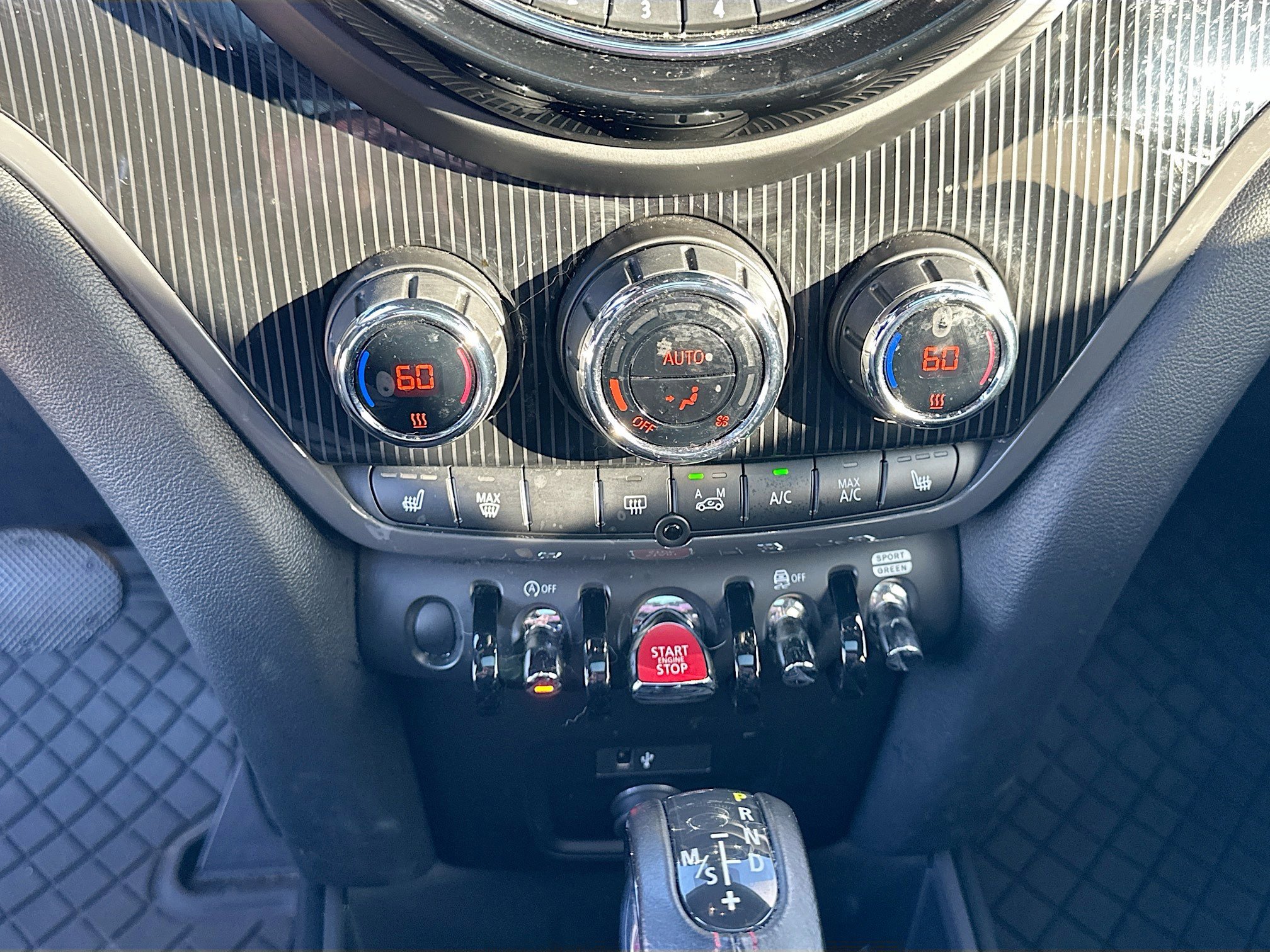 Used 2019 MINI Cooper Countryman S w/ Premium Package image 15