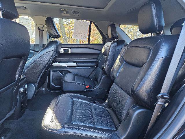 Certified 2021 Ford Explorer Limited w/ Equipment Group 301A image 10
