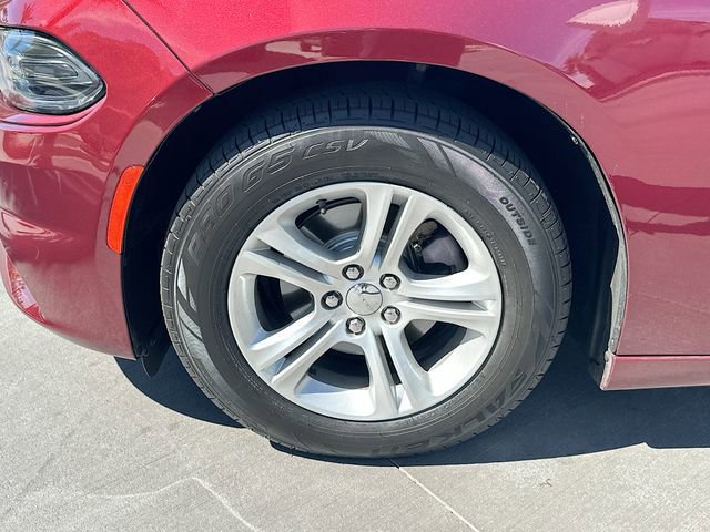 Used 2019 Dodge Charger SXT image 33