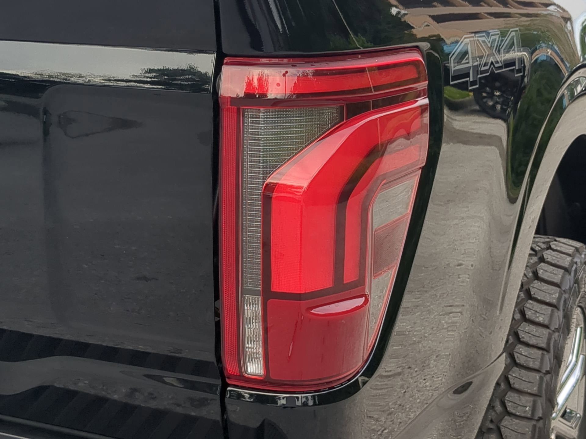 Certified 2025 Ford F150 Lariat w/ Equipment Group 502A High AWD/4WD image 45