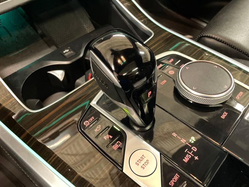 Used 2023 BMW X5 xDrive45e image 29