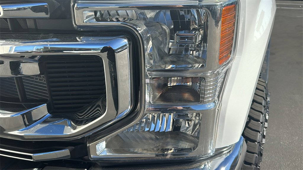Certified 2022 Ford F250 XLT w/ XLT Value Package image 6