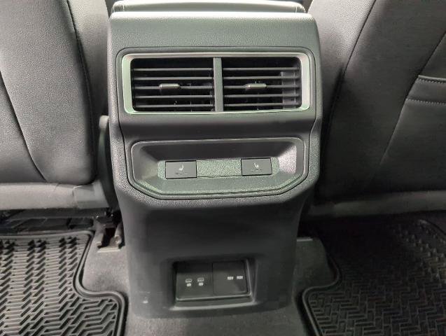 Used 2025 Volkswagen Atlas Cross Sport SEL Premium R-Line AWD/4WD image 23