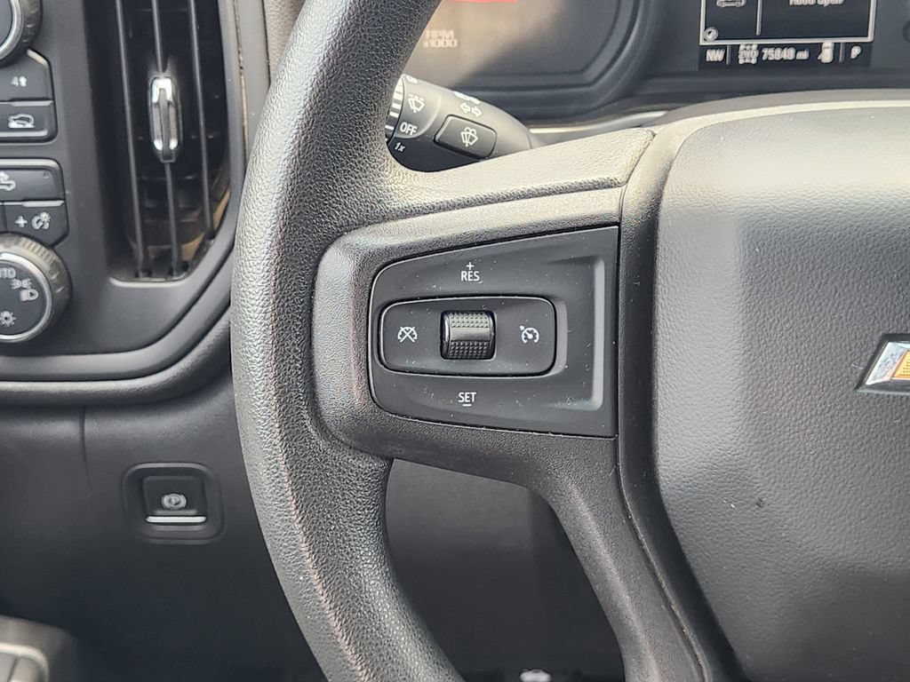 Used 2020 Chevrolet Silverado 1500 Custom w/ Custom Value Package AWD/4WD image 26