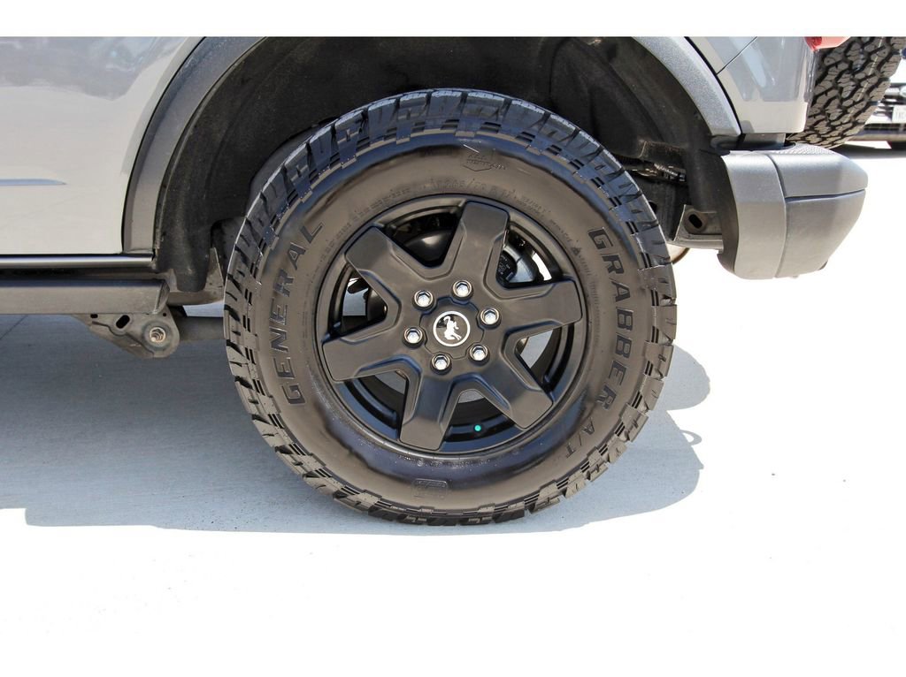 Certified 2024 Ford Bronco Black Diamond AWD/4WD image 29