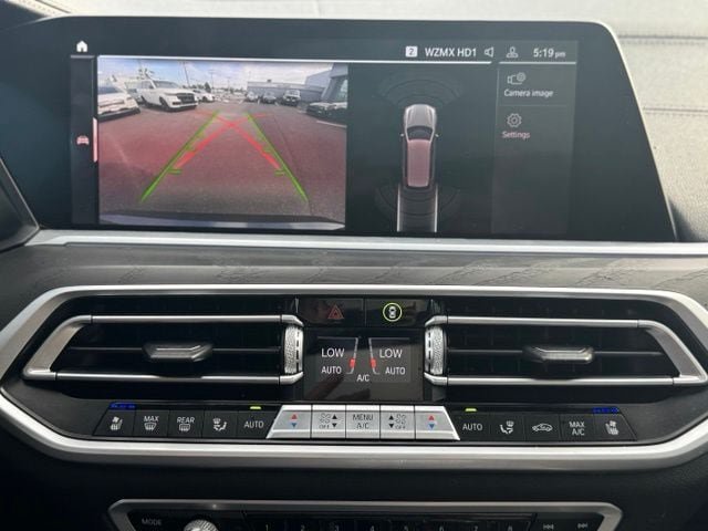 Used 2021 BMW X7 xDrive40i AWD/4WD image 22