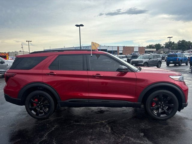 Certified 2022 Ford Explorer ST w/ Equipment Group 401A AWD/4WD image 4