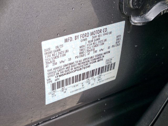 Certified 2023 Ford Explorer XLT w/ Equipment Group 202A AWD/4WD image 36