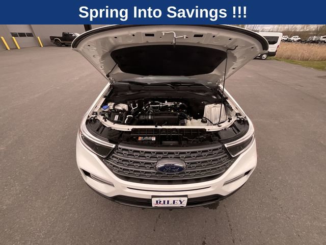Certified 2022 Ford Explorer XLT w/ Equipment Group 202A AWD/4WD image 29