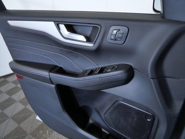 Certified 2022 Ford Escape SEL w/ Technology Package AWD/4WD image 25