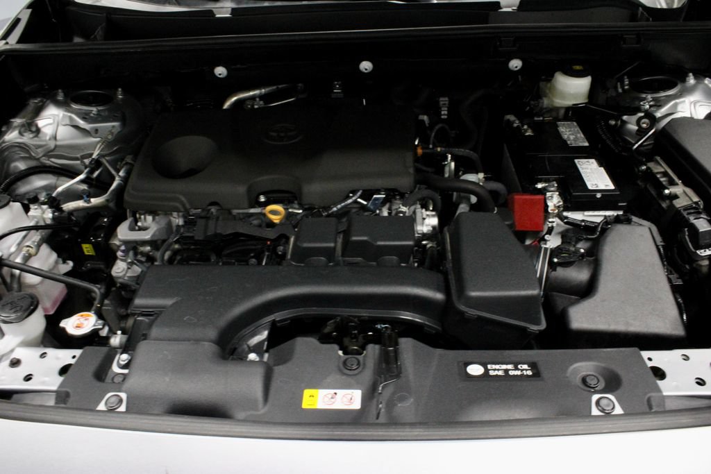 Used 2025 Toyota RAV4 LE AWD/4WD image 17