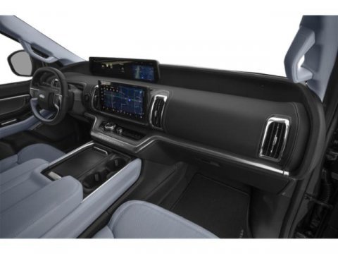 Certified 2025 Ford Expedition Platinum image 17