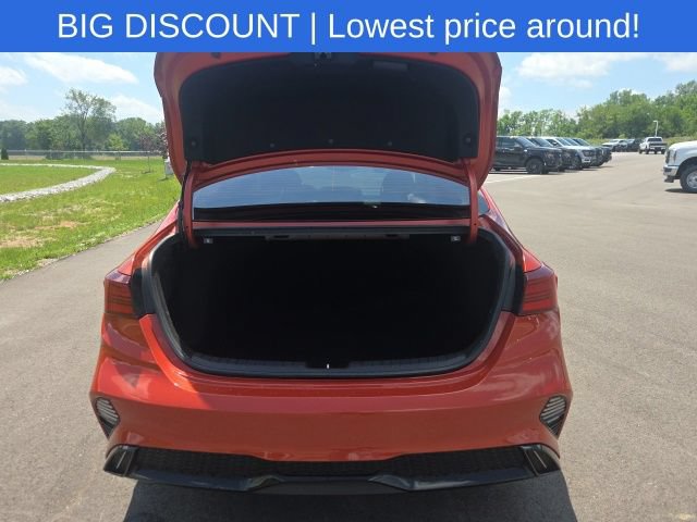 Used 2023 Kia Forte GT-Line w/ GT-Line Technology Package FWD image 11