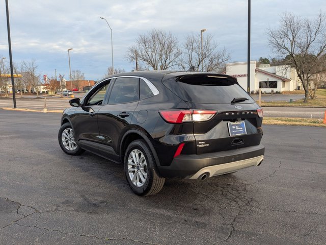 Certified 2021 Ford Escape SE w/ Convenience Package image 3