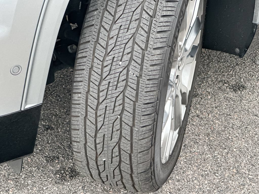 Used 2024 GMC Acadia Denali w/ Super Cruise Package FWD image 25
