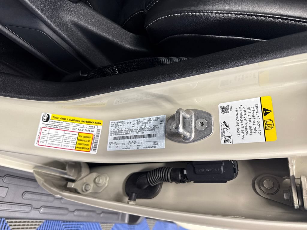 Certified 2025 Ford Bronco Outer Banks AWD/4WD image 32