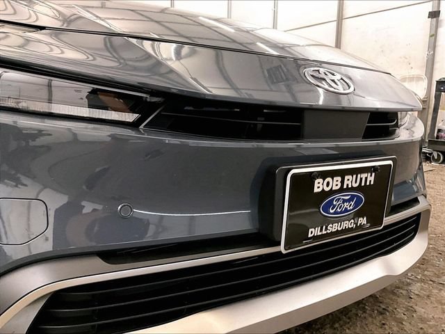 Used 2024 Toyota Prius Prime FWD image 29
