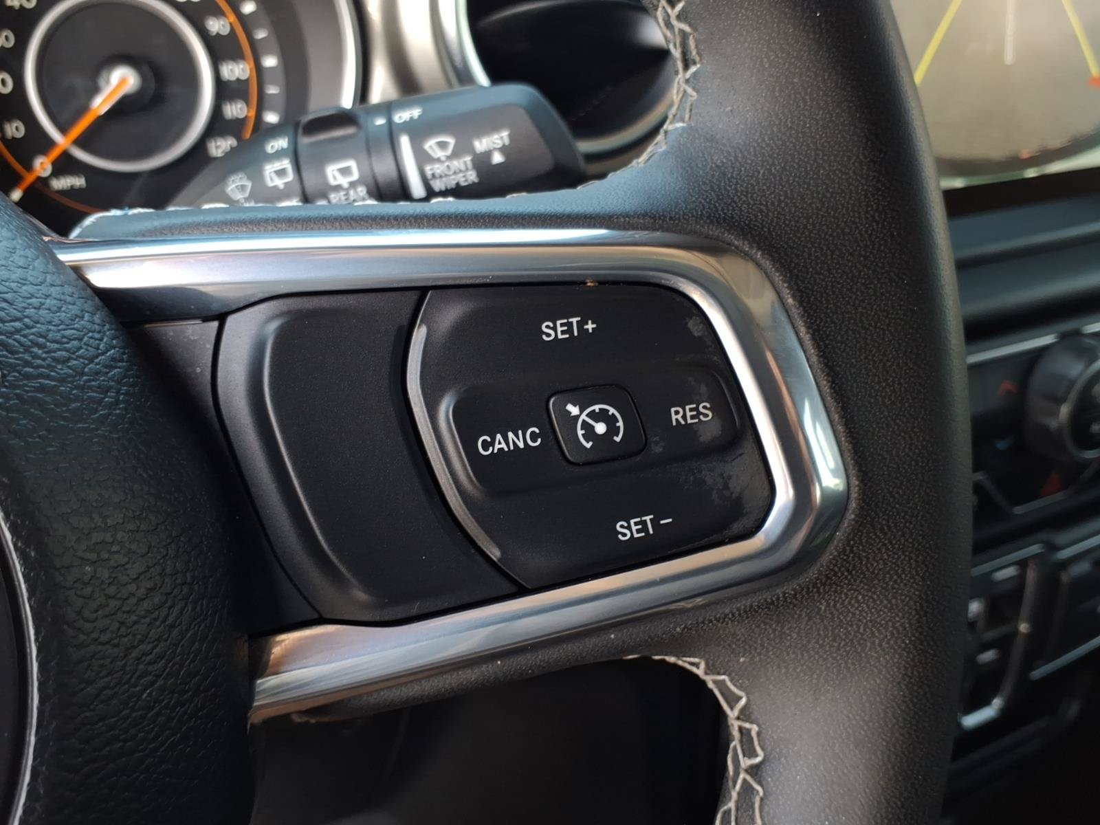 Used 2023 Jeep Wrangler Unlimited Sahara w/ LED Lighting Group AWD/4WD image 24