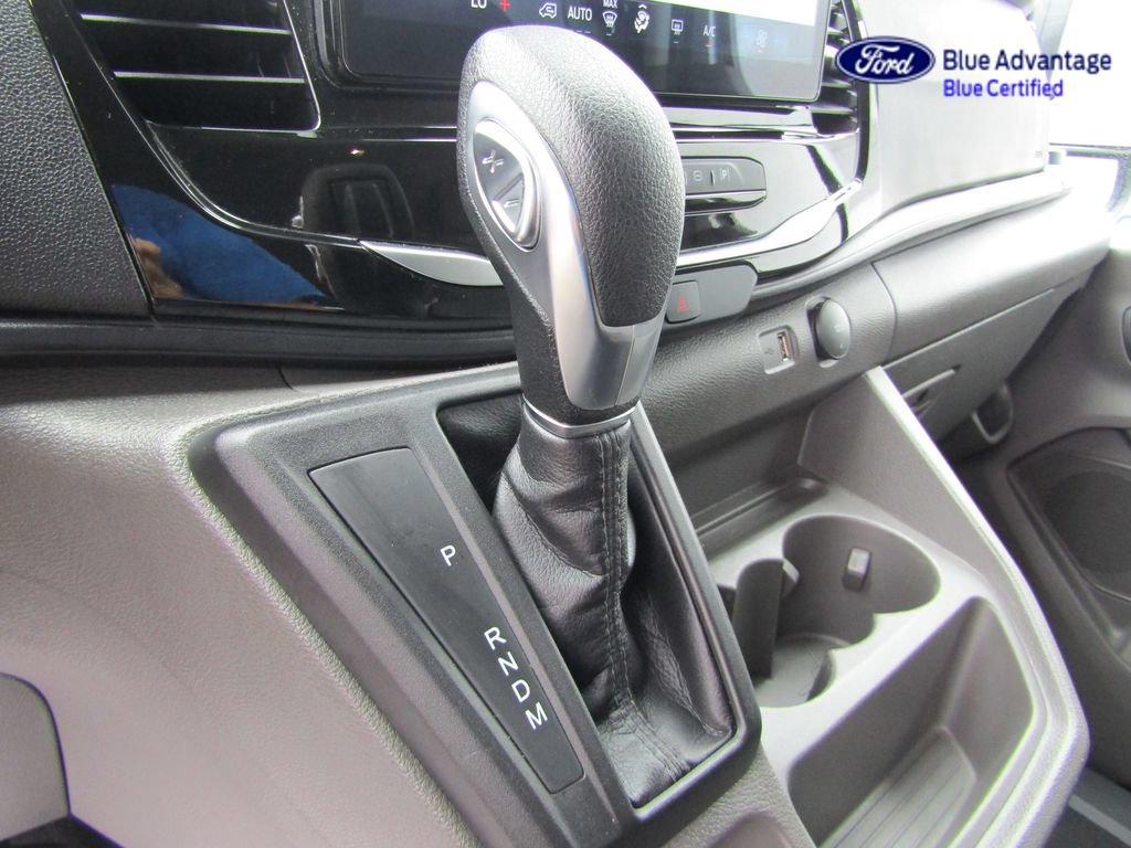 Certified 2025 Ford Transit 350 XLT RWD image 33