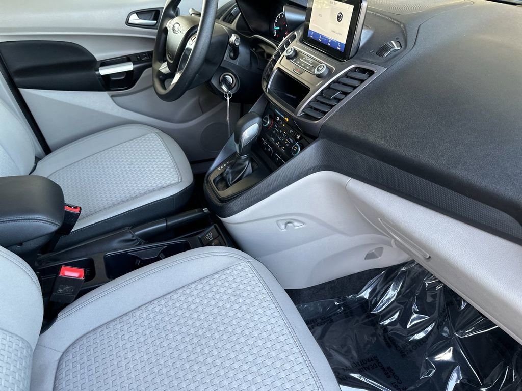 Certified 2023 Ford Transit Connect XLT image 17