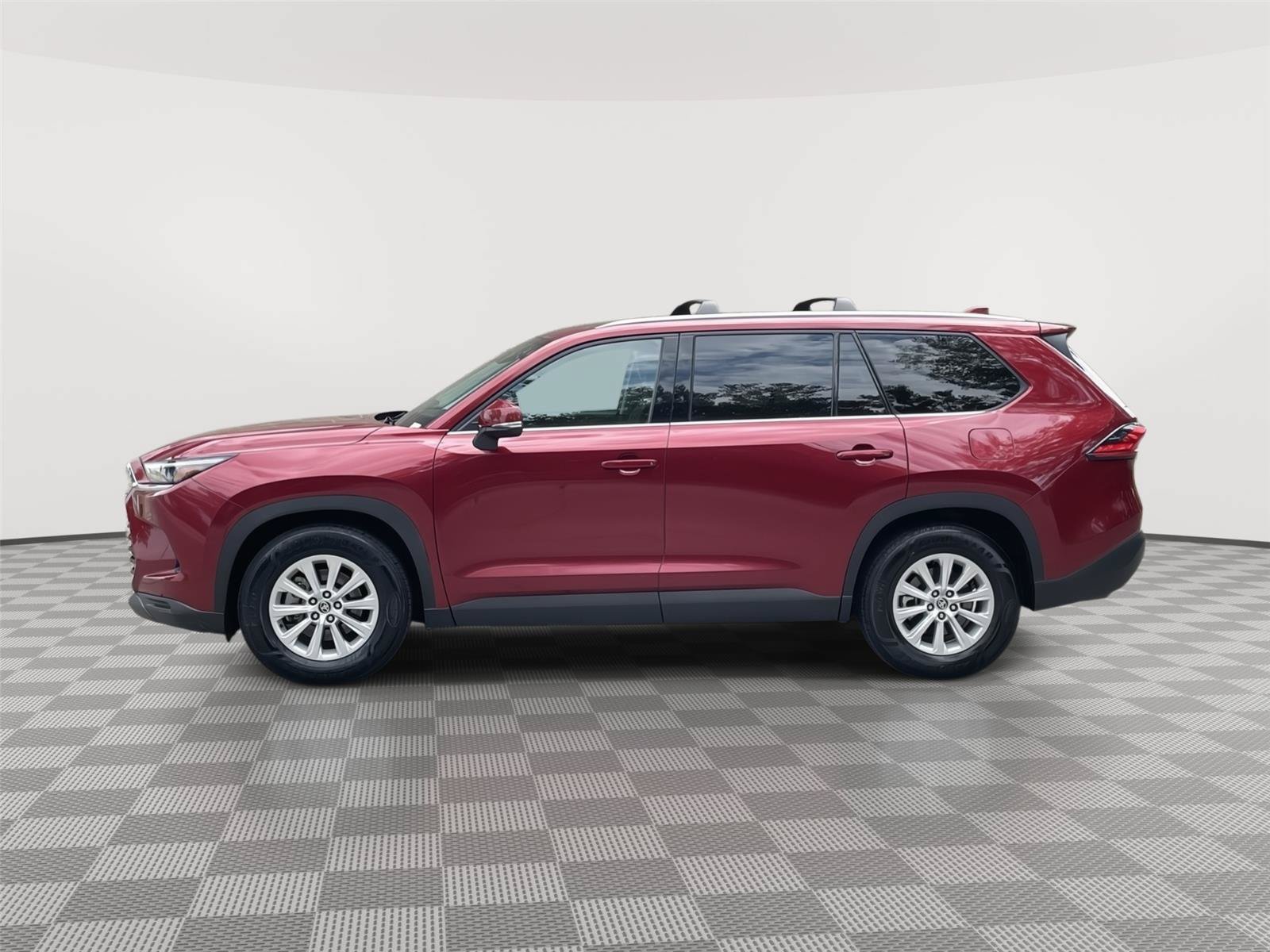 Used 2024 Toyota Grand Highlander AWD Hybrid image 2
