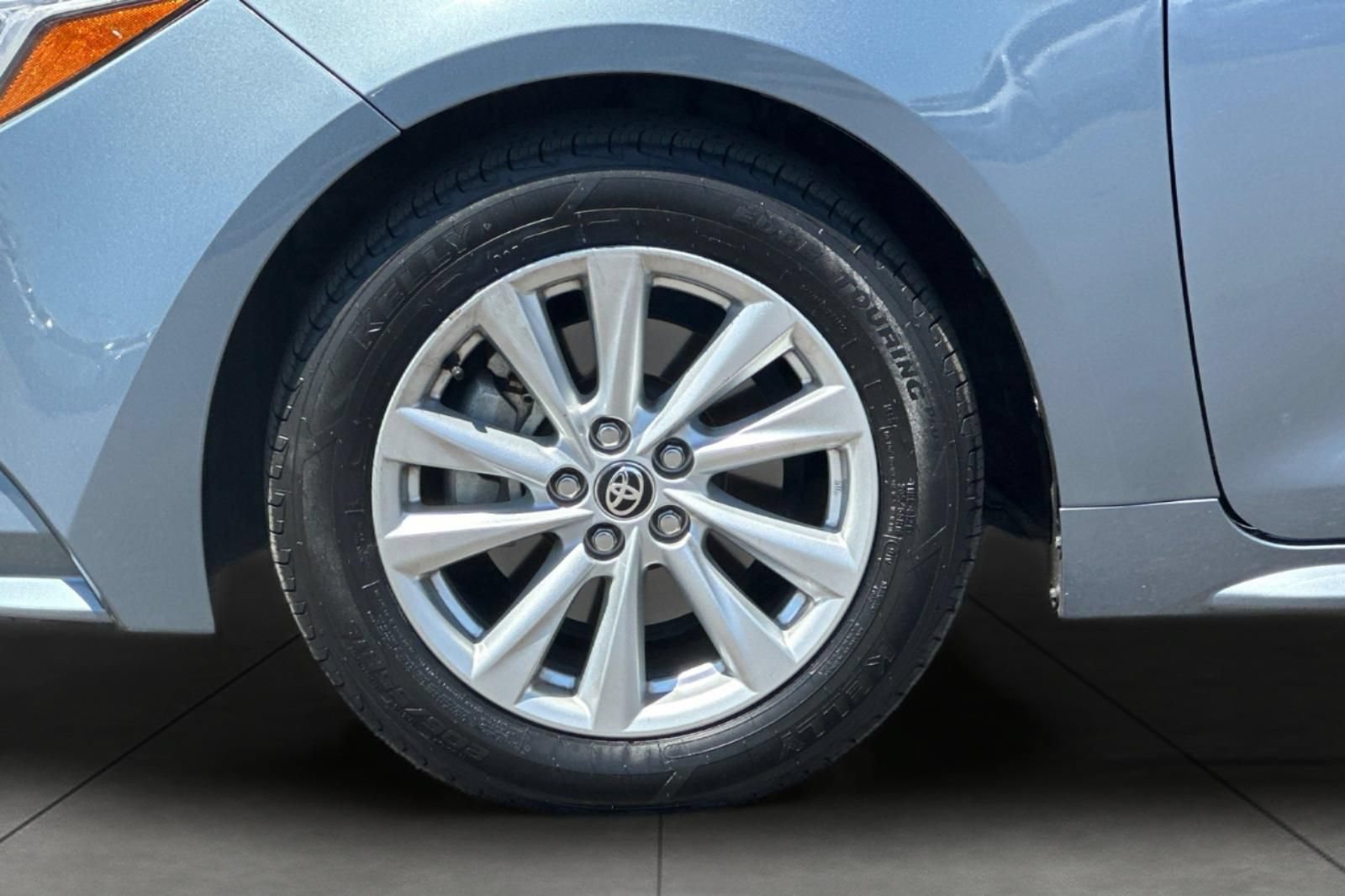 Used 2024 Toyota Corolla LE w/ LE Convenience Package FWD image 29