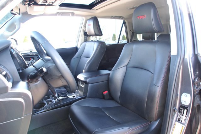 Used 2022 Toyota 4Runner TRD Off-Road Premium image 16