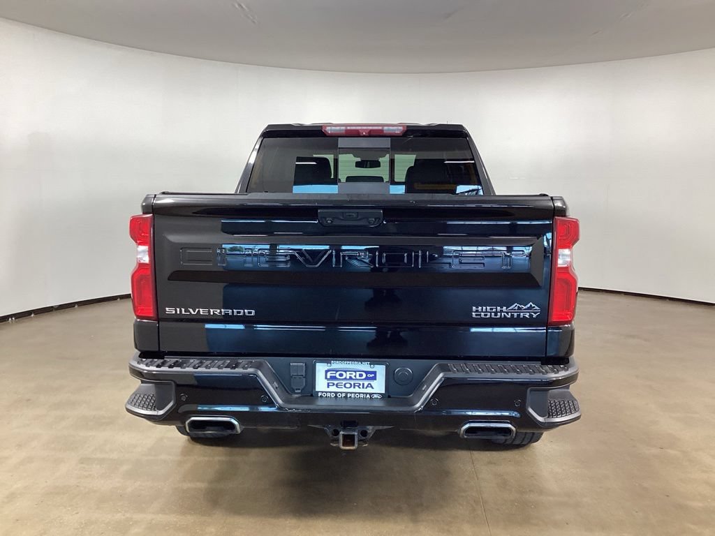 Used 2022 Chevrolet Silverado 1500 High Country w/ High Country Premium Package AWD/4WD image 6