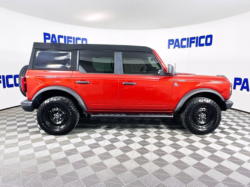 Certified 2023 Ford Bronco Black Diamond image 2