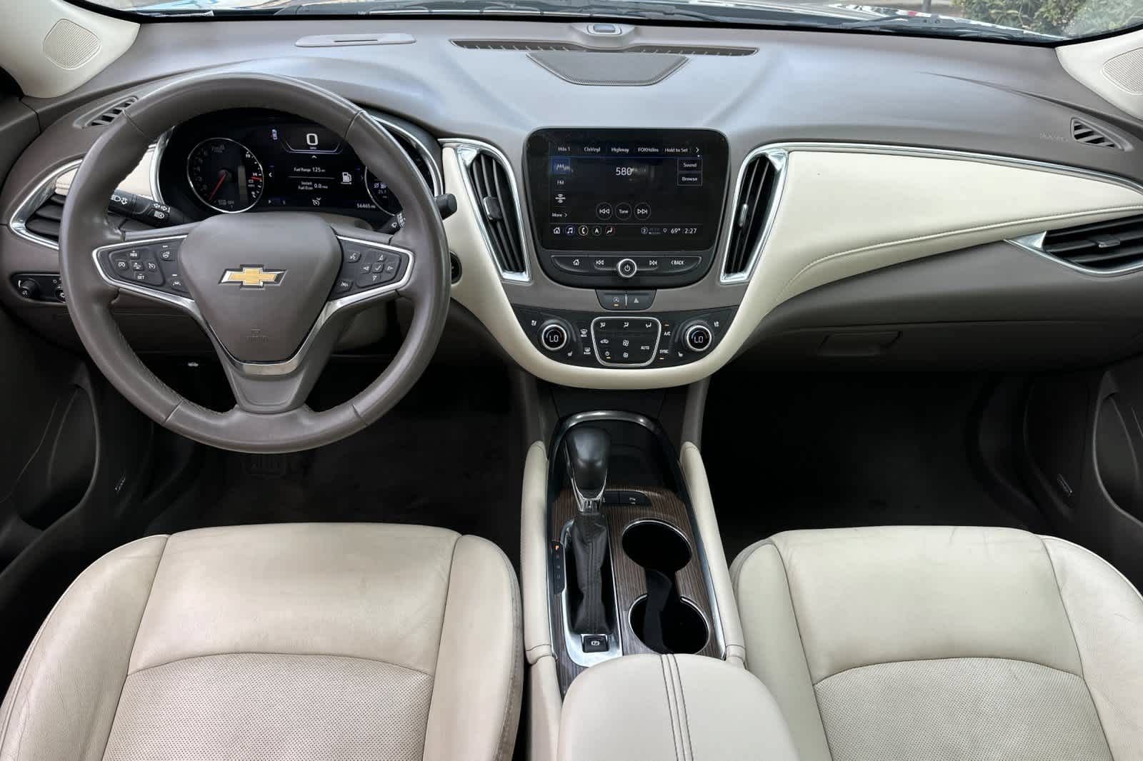 Used 2024 Chevrolet Malibu LT FWD image 3