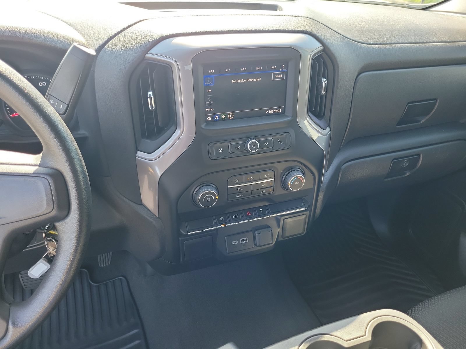 Used 2022 Chevrolet Silverado 1500 Custom AWD/4WD image 18