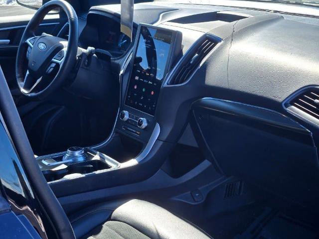 Certified 2024 Ford Edge ST-Line w/ Class II Trailer Tow Package image 8