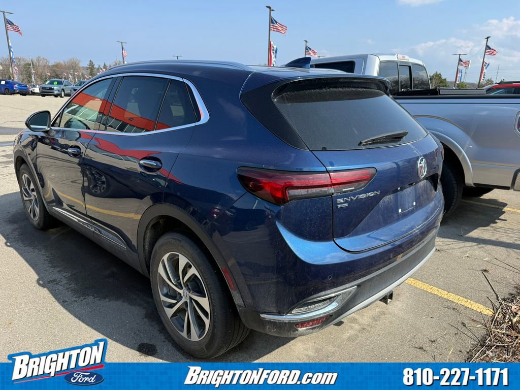 Used 2023 Buick Envision Essence image 2