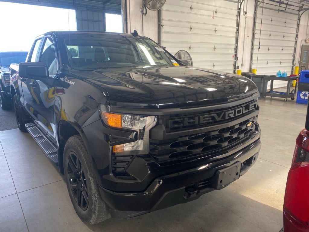 Used 2023 Chevrolet Silverado 1500 Custom