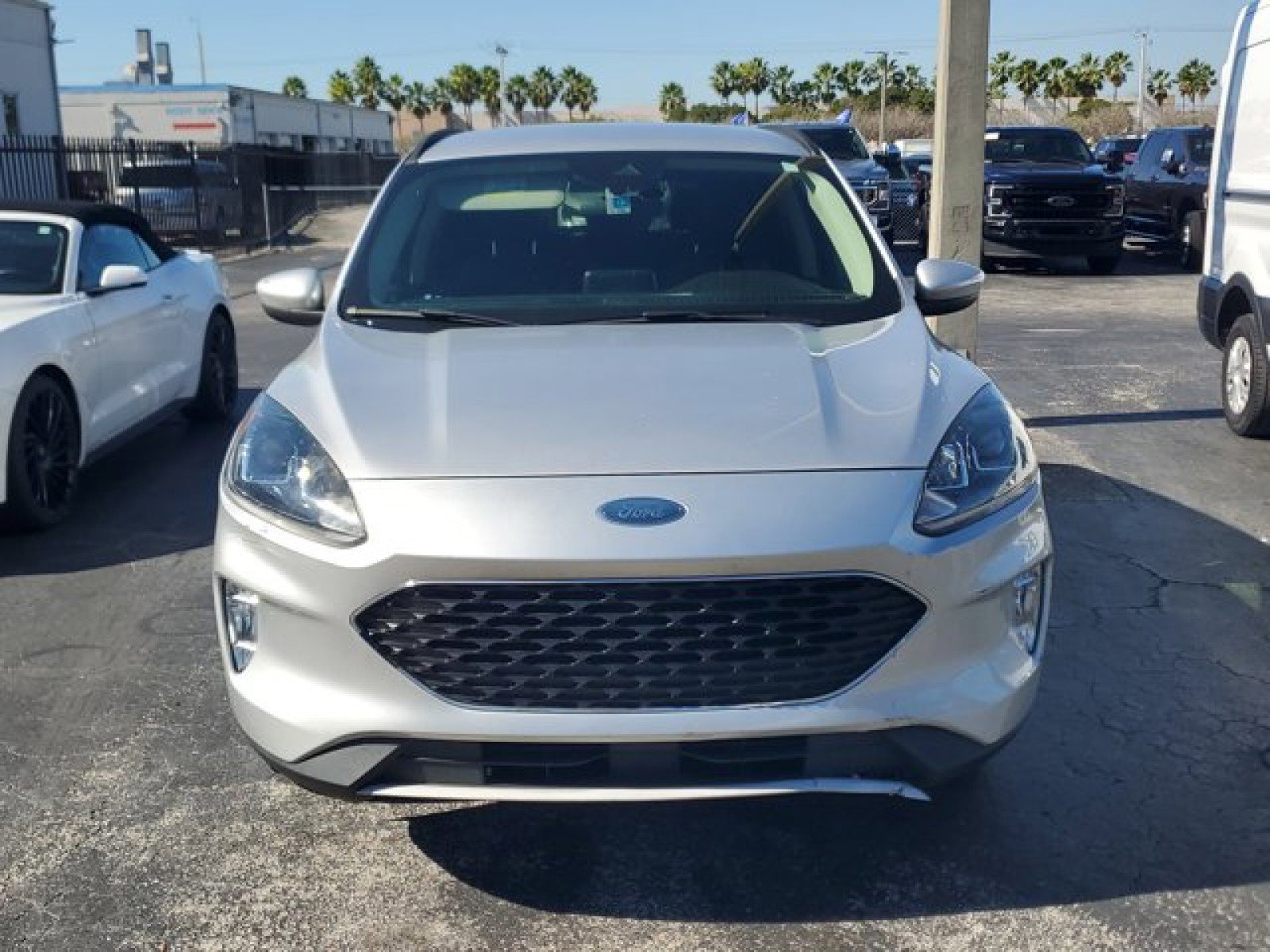 Certified 2020 Ford Escape SEL image 6