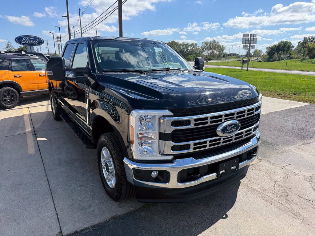 Certified 2025 Ford F250 XLT AWD/4WD image 2