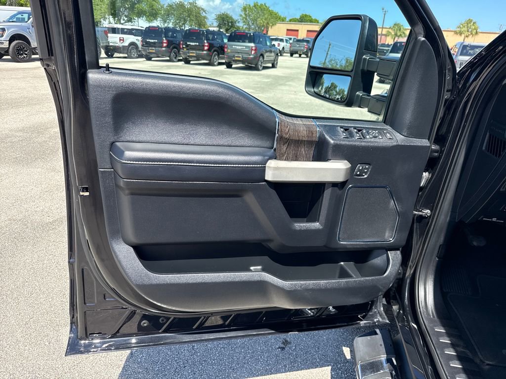 Certified 2020 Ford F250 Lariat w/ Lariat Value Package AWD/4WD image 13