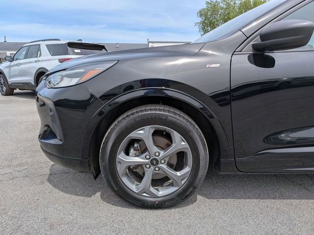 Certified 2023 Ford Escape ST-Line w/ Tech Pack #1 AWD/4WD image 25