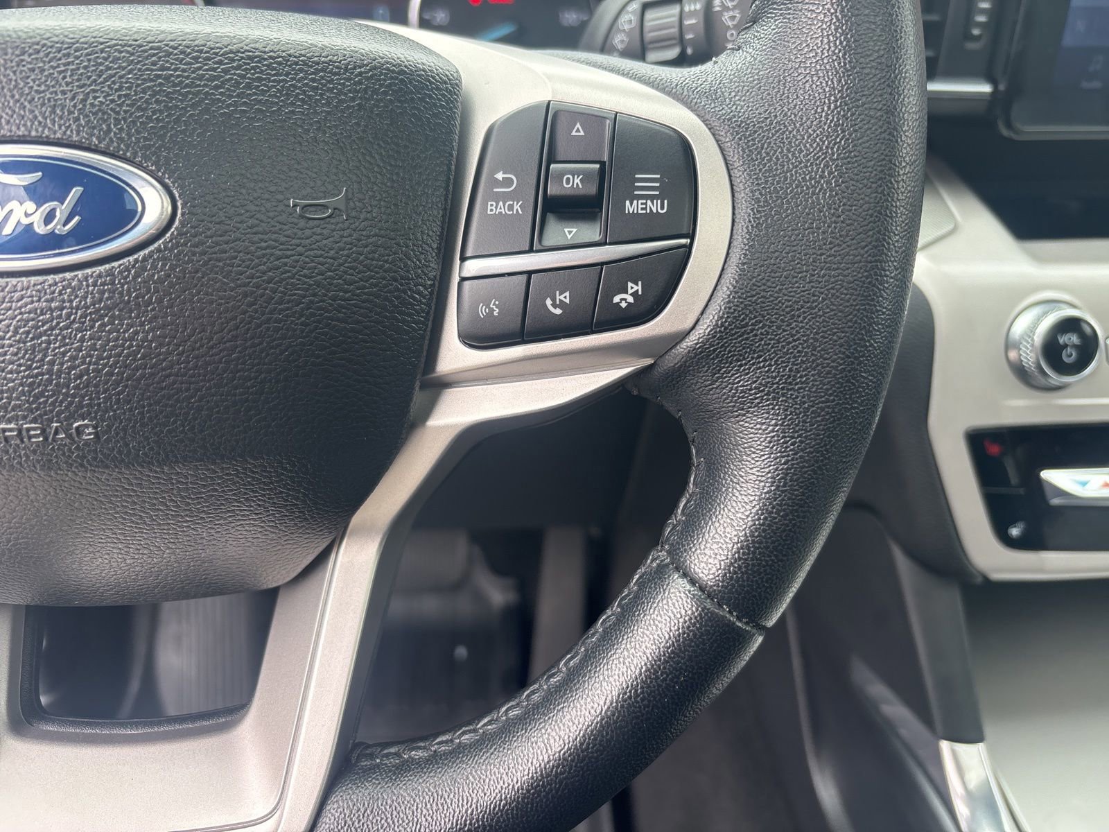 Certified 2023 Ford Explorer XLT w/ Equipment Group 202A image 21