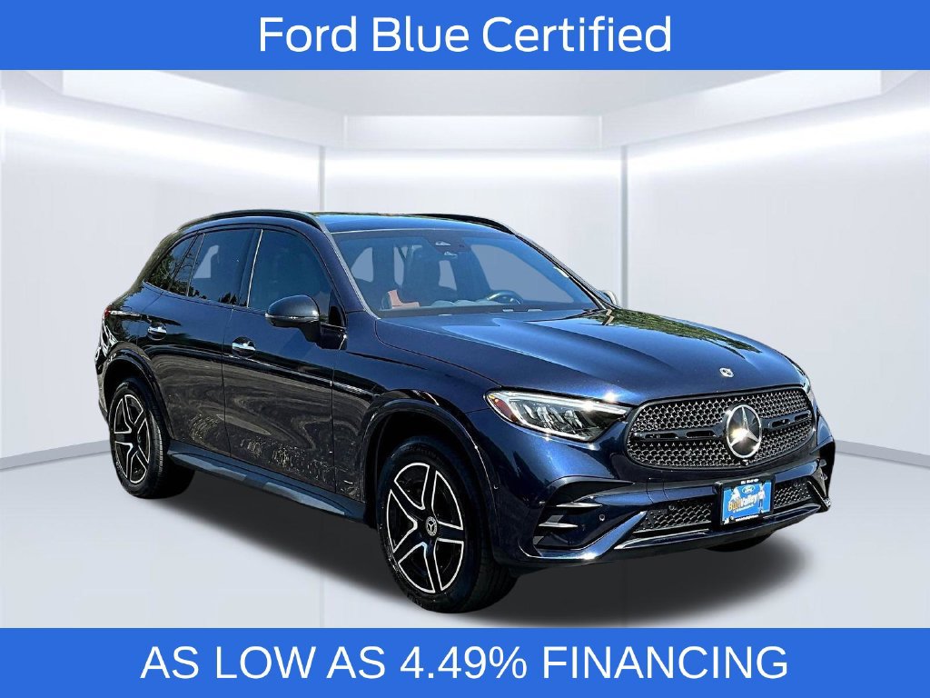 Used 2023 Mercedes-Benz GLC 300 4MATIC image 1